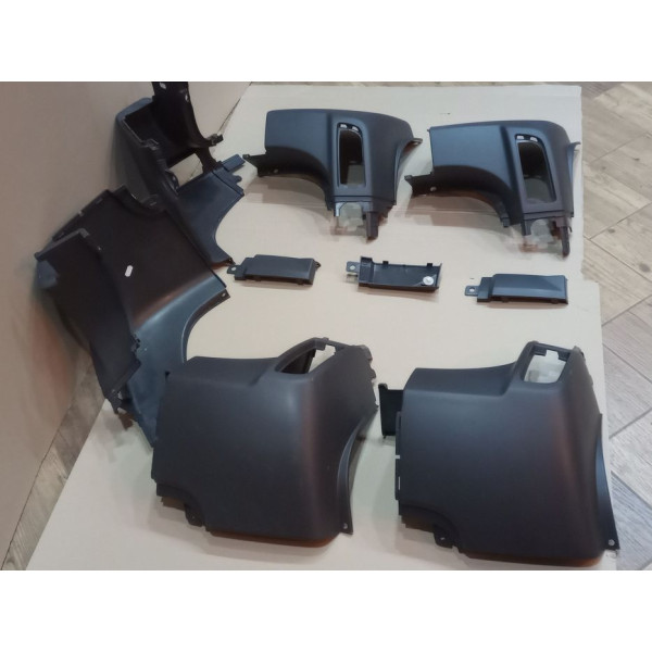 Клики кутові заднього бампера Mercedes Sprinter 906 / Volkswagen Crafter (A9068802371, A906880467) (комплект лівий + правий)