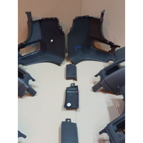 Клики кутові заднього бампера Mercedes Sprinter 906 / Volkswagen Crafter (A9068802371, A906880467) (комплект лівий + правий)