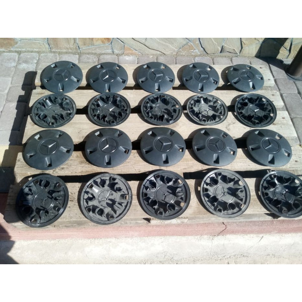Ковпаки на металеві диски Mercedes Vito 447 (4 шт.)
