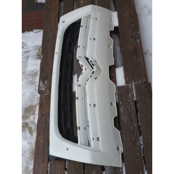 Решітка радіатора Citroën Jumper 2006–2013  1308069070 / 1400110477