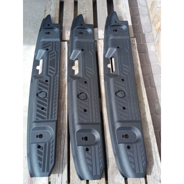 Накладка порогів салона (пластик) Ford Custom 2014–2024 