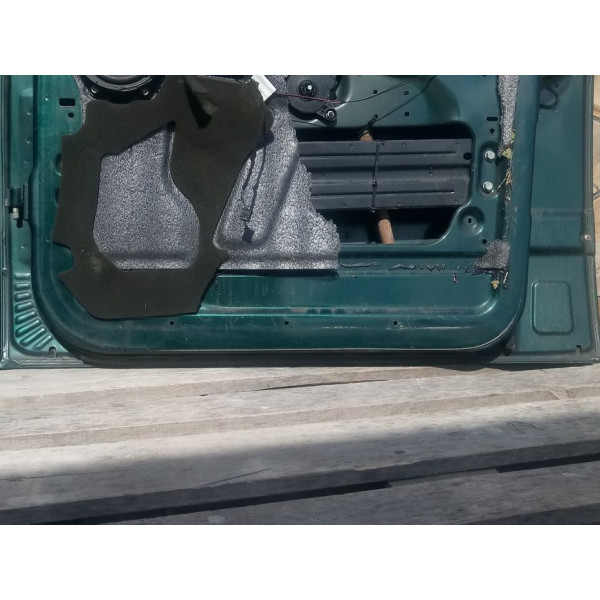 Двері передні праві та ліві Mercedes Vito 639, б/в
