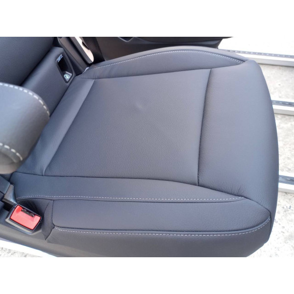 Комплект салону — 4 капітанські сидіння Comfort Lugano шкіра + кріплення